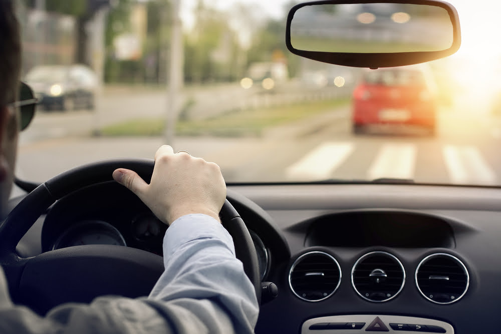 What is the three second rule in driving in Colorado